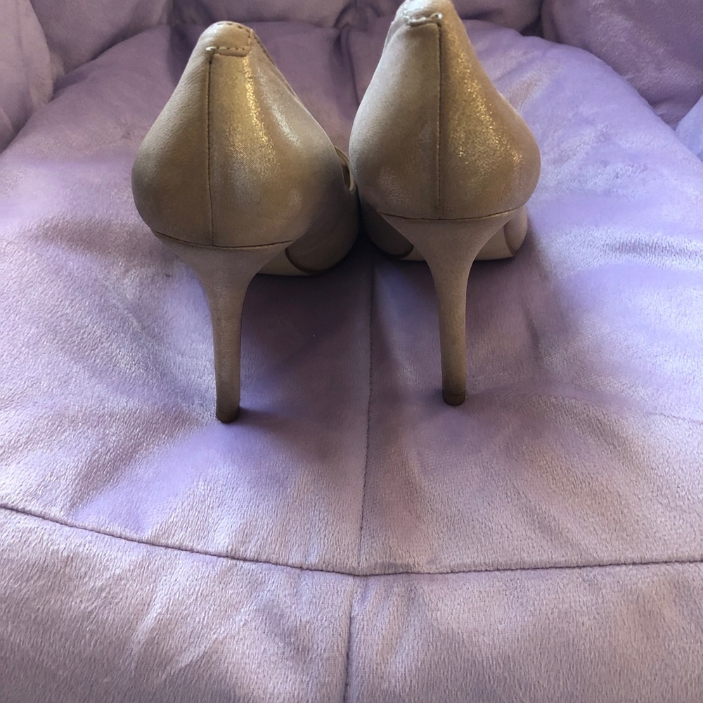 Heels - Picture 5 of 5